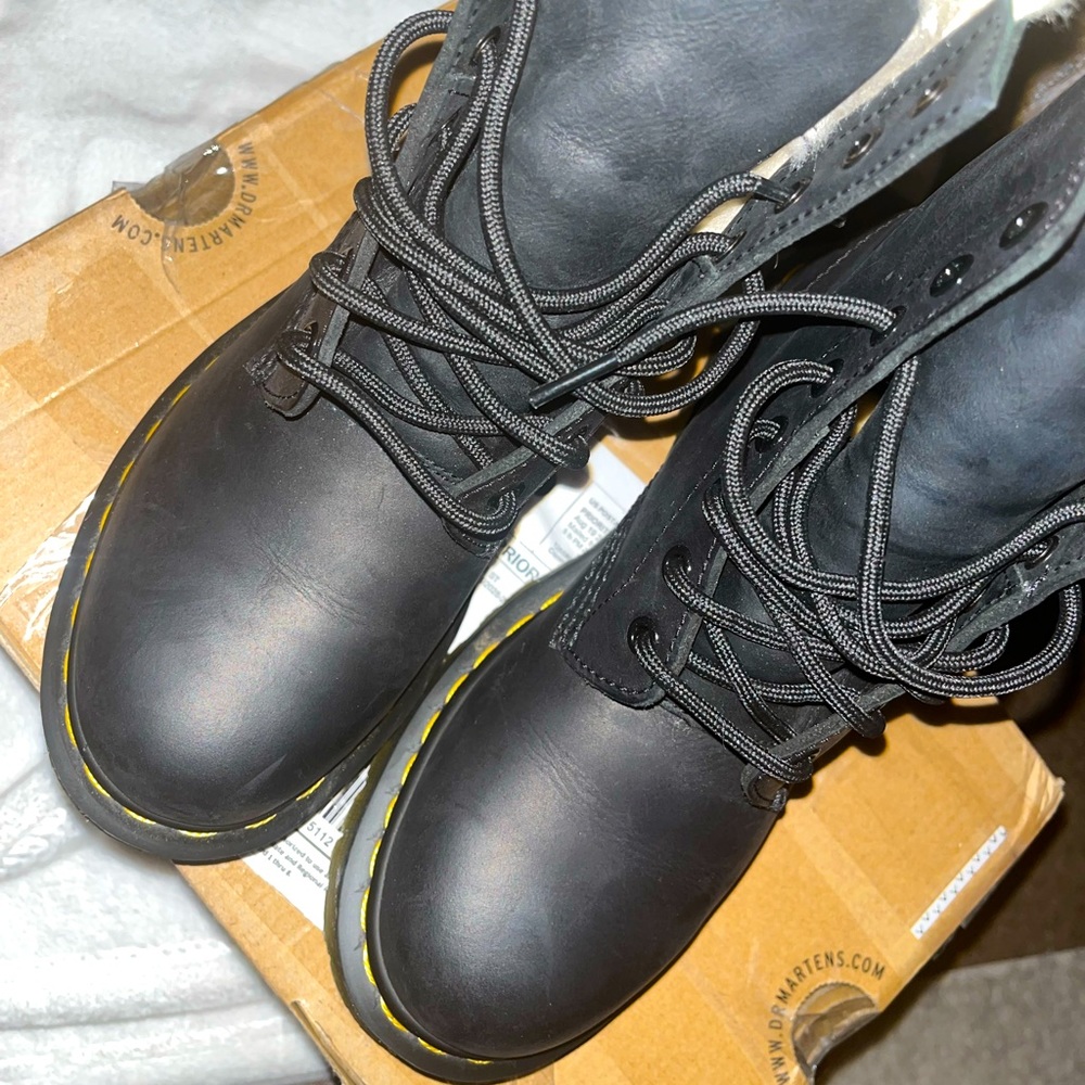 Dr marten Serena